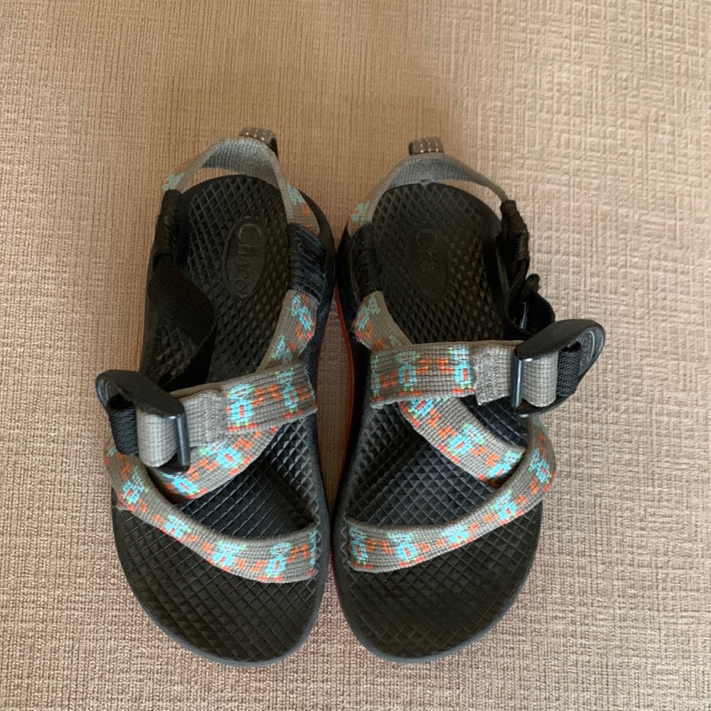 Chaco Sandler junior size 10